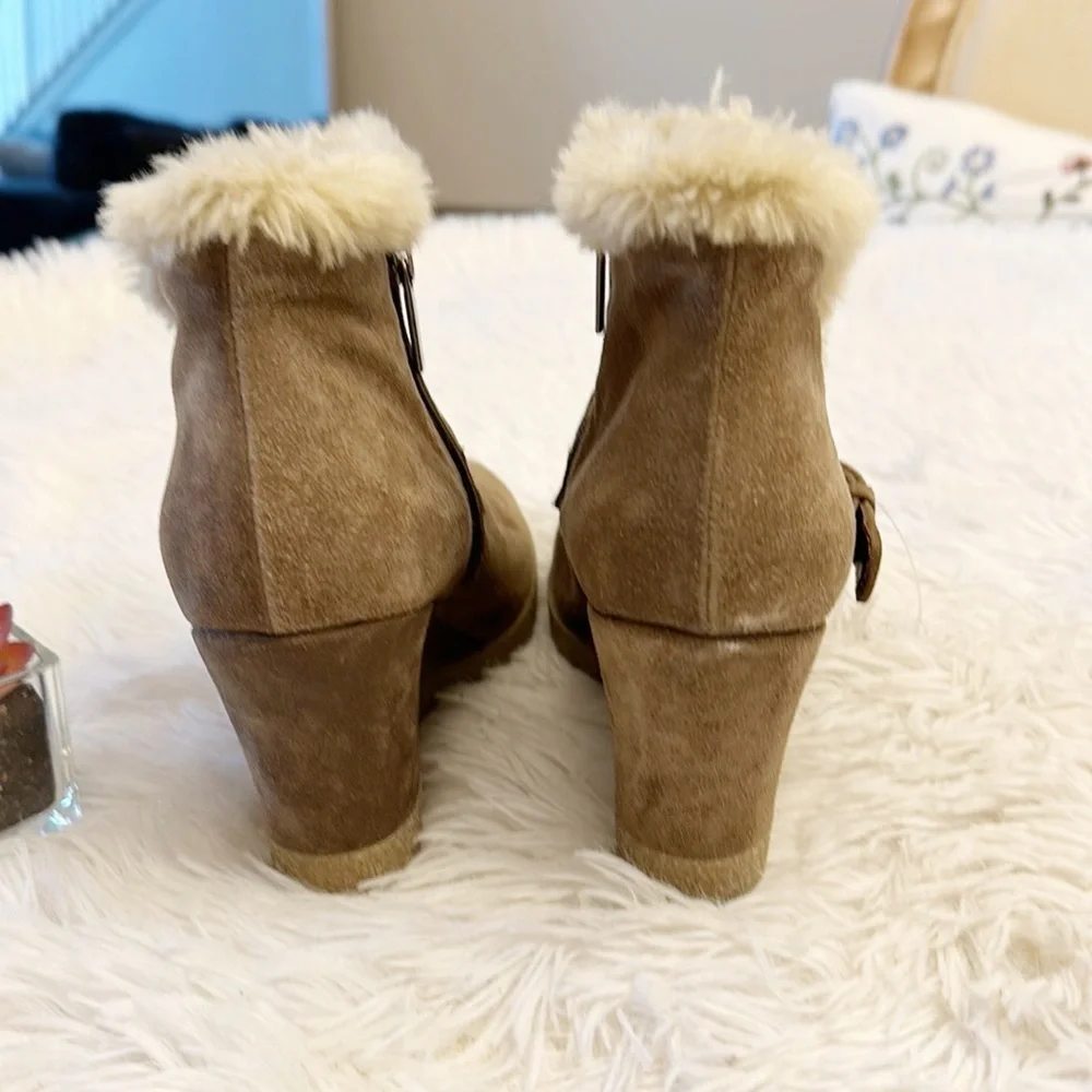 NEW AQUATALIA Italy Carlotta tan suede fur ankle bootie wedge women size 7.5